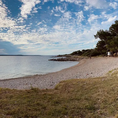 Kuca Nerezinka *