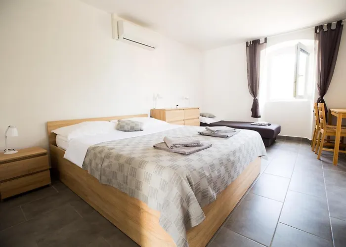 Kuca Nerezinka アパート *