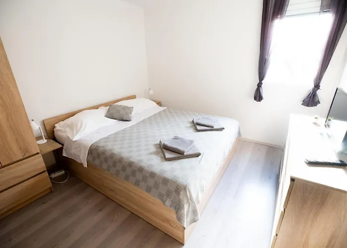 Kuca Nerezinka アパート