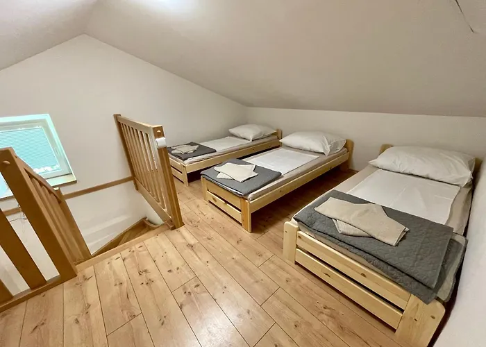 アパート Kuca Nerezinka ネレジネ