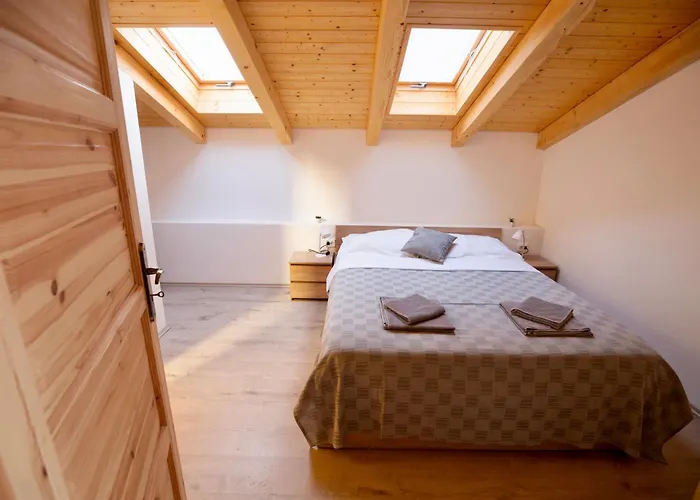 Kuca Nerezinka ネレジネ